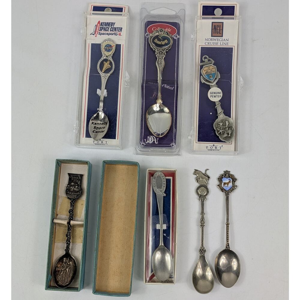 Lot 7 Vtg Souvenir Spoons NASA Space Zodiac Christmas Holiday Cruise EPNS Italy - Picture 1 of 16